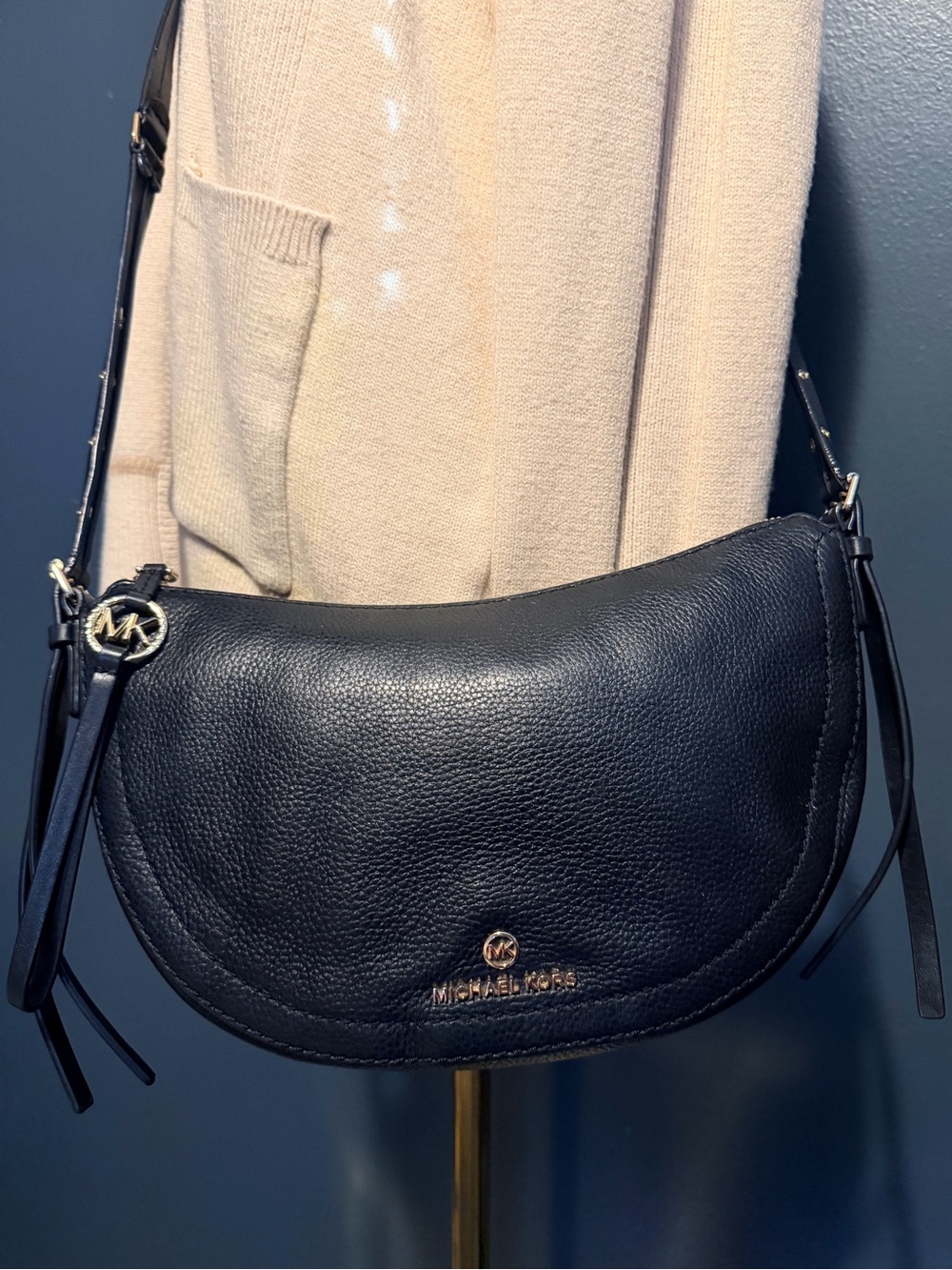 Michael Kors Camden Messenger Crescent Bag